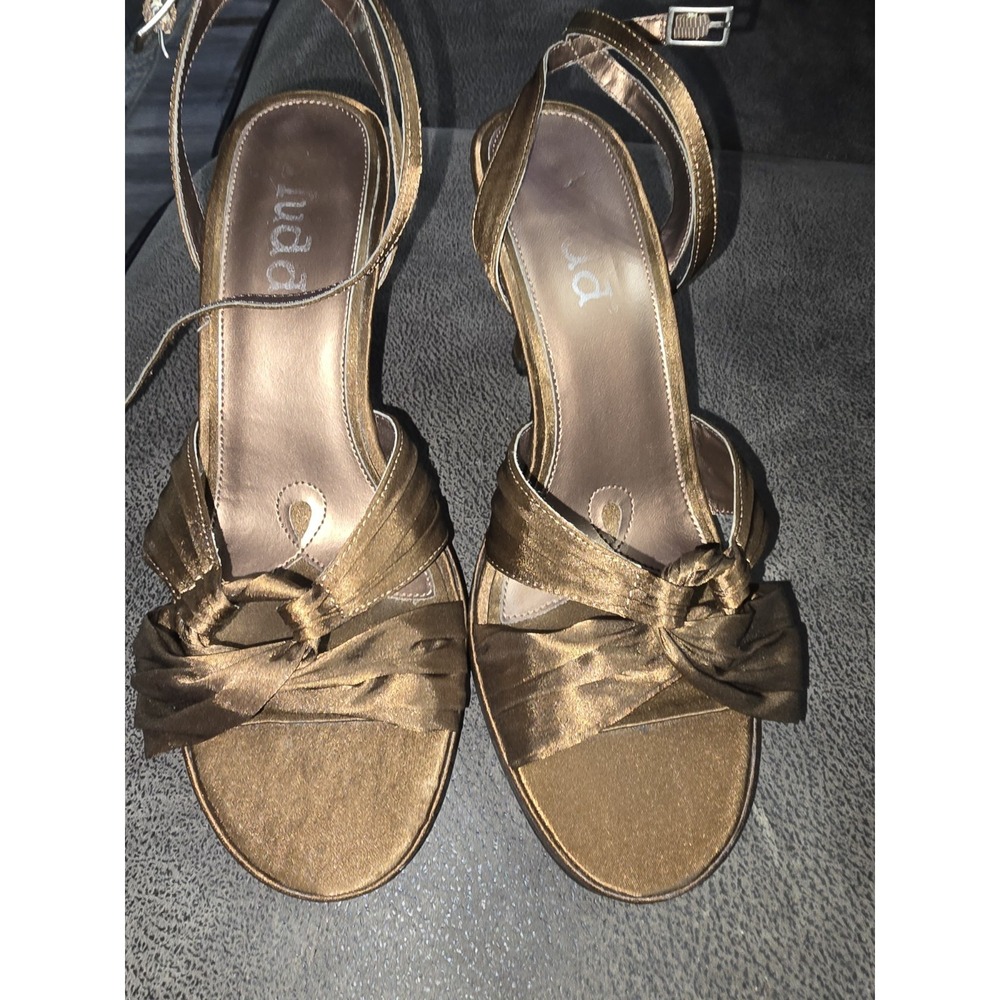 MUDD STRAPPY METALLIC BRONZE SANDALS W/ANKLE STRAP SIZE 10 EUC